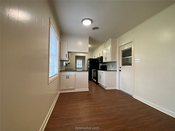 4th image of 1208 Haines Dr