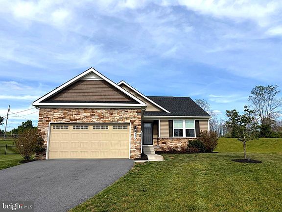 2nd image of 197 Ethan Cir