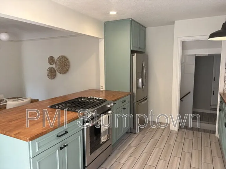 7407 SE 30th Ave — Photo 17