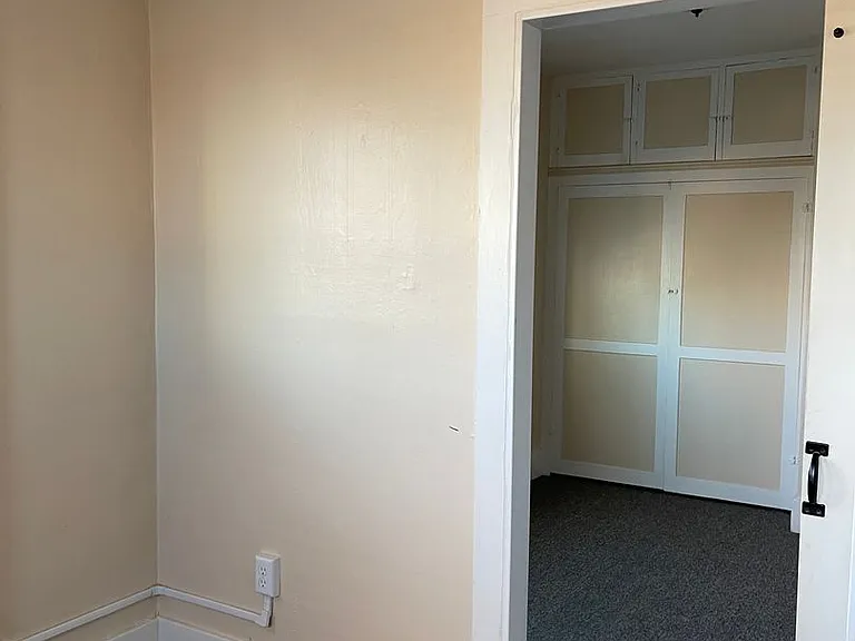 632 Harrison Ave — Photo 8