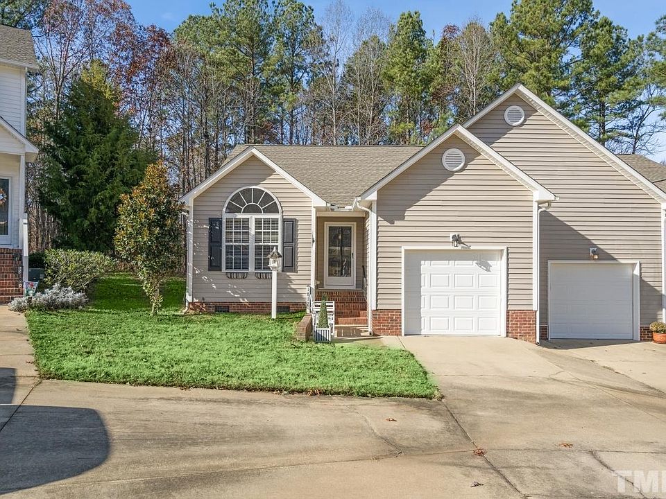 1812 W Cotton Gin Dr, Clayton, NC 27527 Zillow