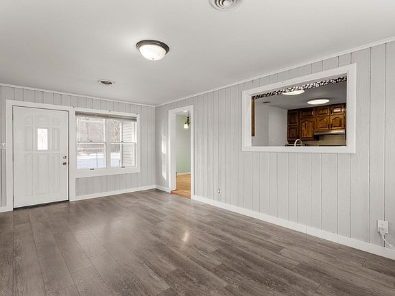 5th image of 11103 Edison Rd