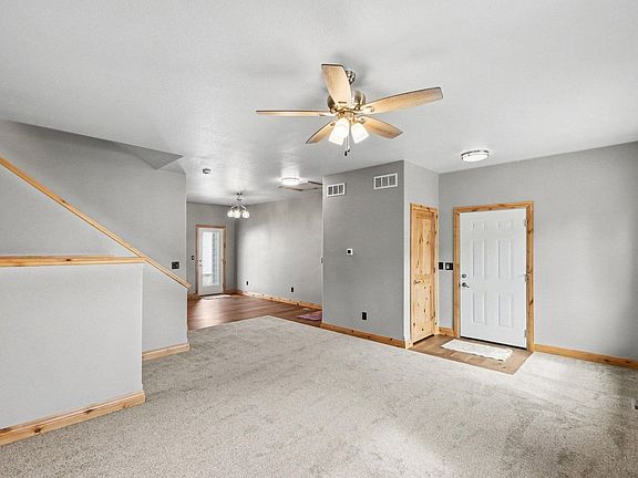 2nd image of 4112 Silene Pl