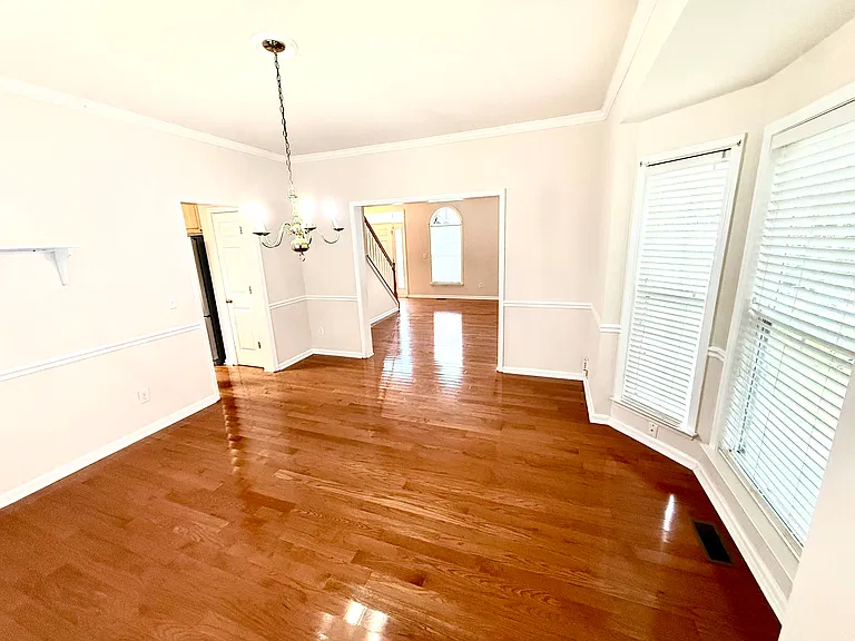 5233 Pinehall Wynd — Photo 8