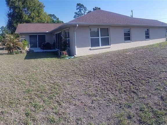 2nd image of 706 Canterbury Cir