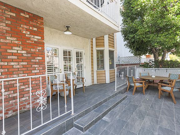 4th image of 4401 Moorpark Way APT 108