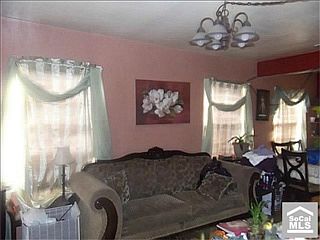 2nd image of 6925 Belhurst Ave
