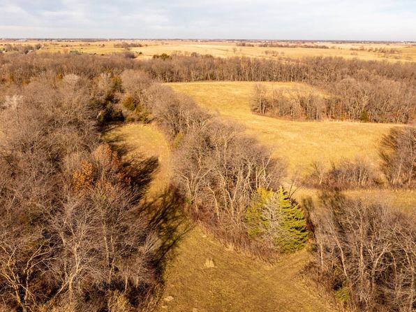 100th Ave, Seymour, IA 52590