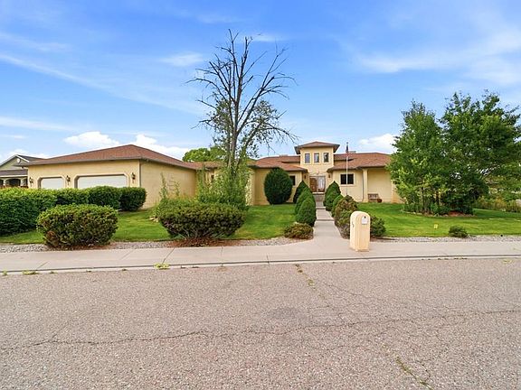 4th image of 59 Altadena Dr