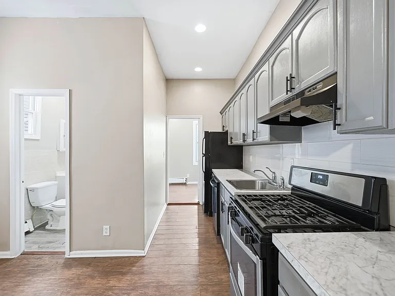 169 Mount Prospect Ave — Photo 4