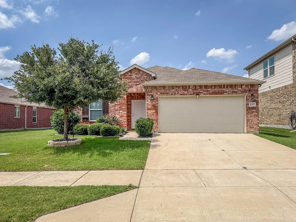 2357 Bernese Ln