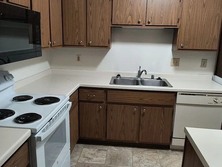 Glacier Valley Estates — Photo 2