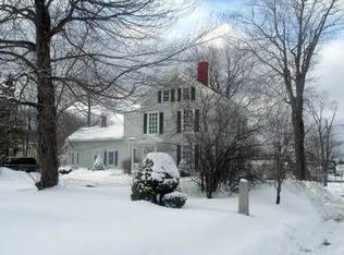 717 Main St, Calais, ME 04619