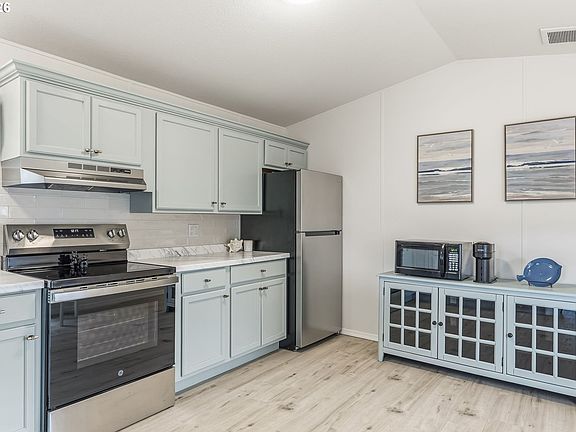 12th image of 6603 Fawn Ln Unit 15
