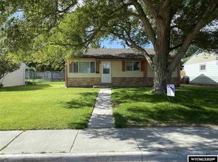 218 E State St, Rawlins, WY 82301