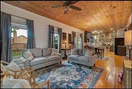 610 Bohlmann Ave — Photo 3