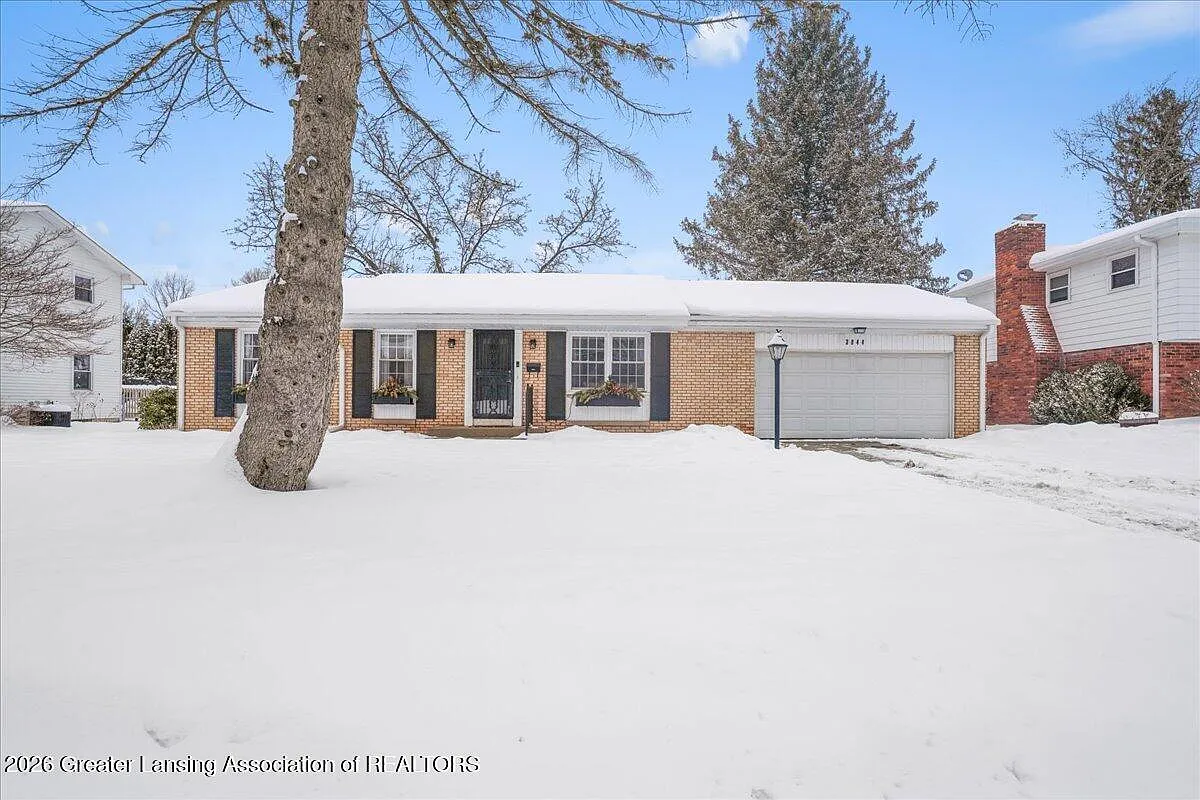 3844 Westchester Blvd photo 1