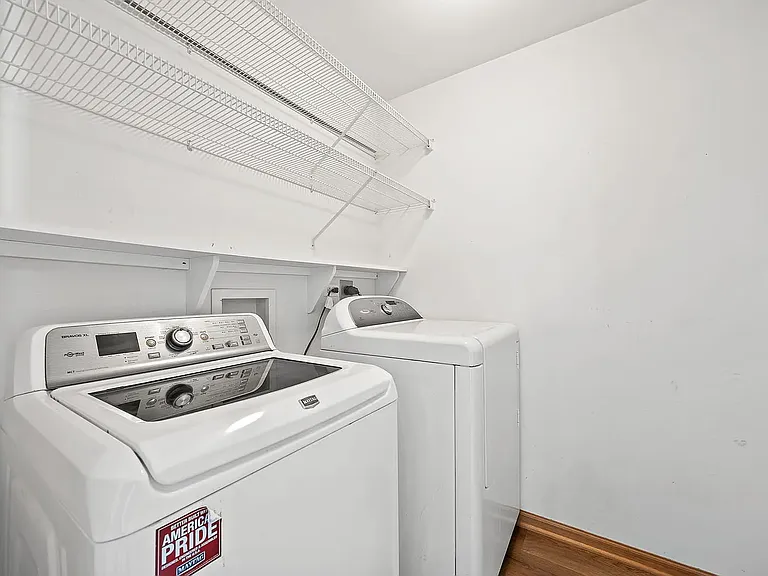 262 Springbrook Trl S — Photo 14