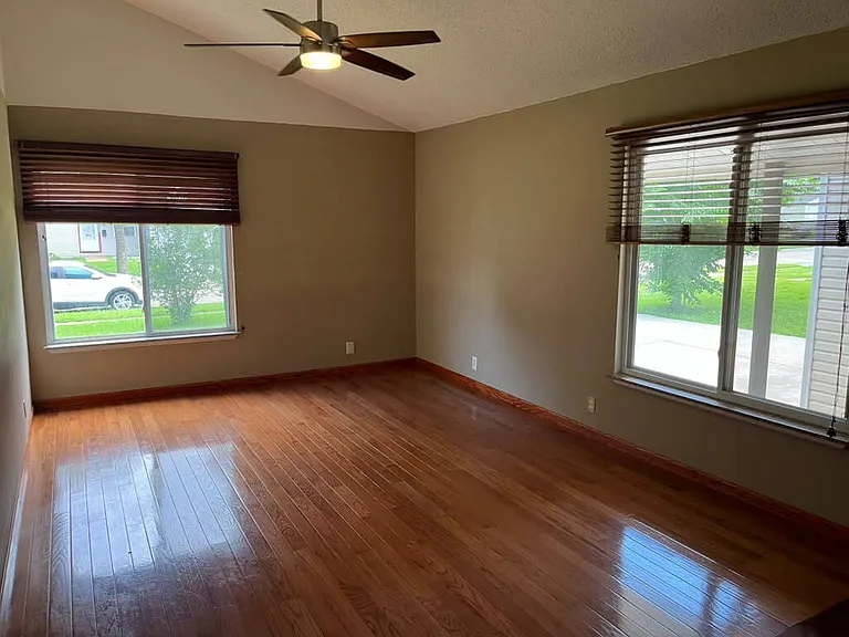 3291 Mowing Green Dr — Photo 16