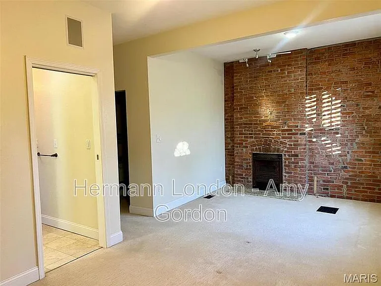 4738 Olive St — Photo 19