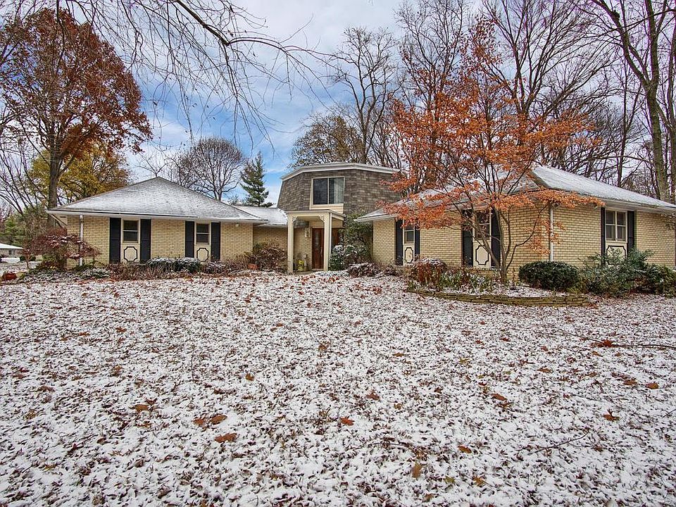 1st image of 41 Larkmoor Dr