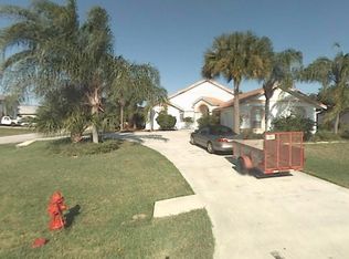 1002 Barber St, Sebastian, FL 32958