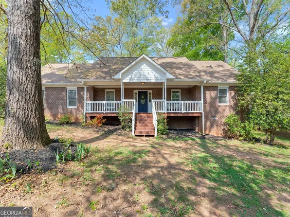 1890 Cleveland Rd, Bogart, GA 30622