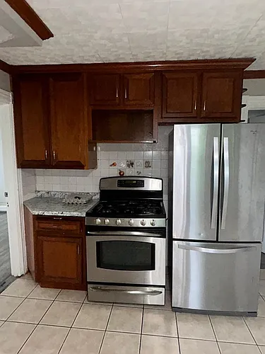 112 Jubilee St Photo 1