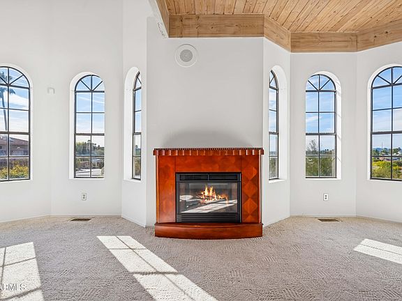 5th image of 1002 E CORAL GABLES Drive