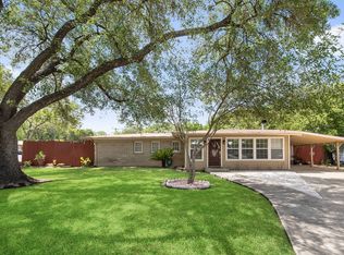 203 Waring Dr, San Antonio, TX 78216