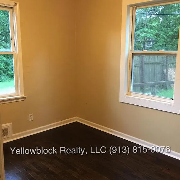 9246 Walnut St — Photo 6