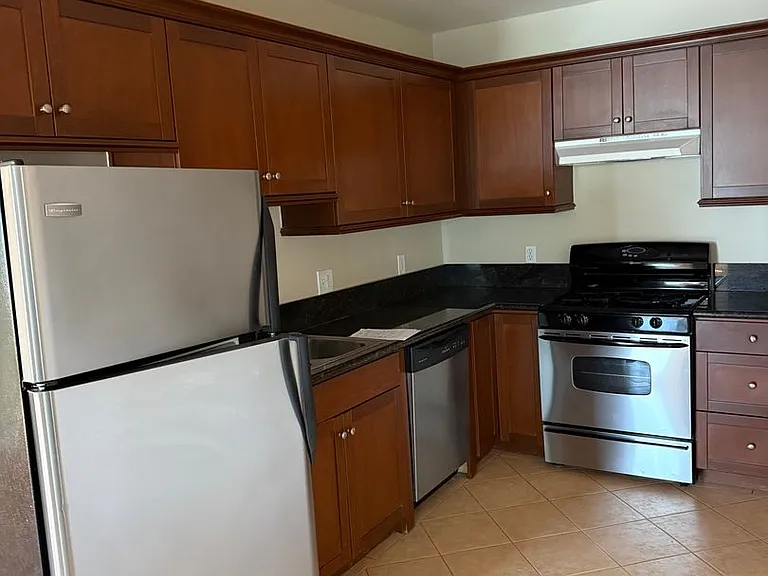 2071 Vista Del Mar Ave — Photo 18
