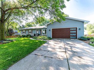 7405 Sawmill Rd, Madison, WI 53717