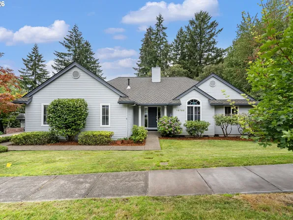 10788 SW Oriole Cir, Beaverton, OR 97007