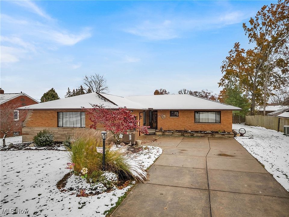 1st image of 5835 Graydon Dr