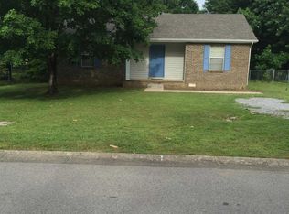 579 Brady Dr, Clarksville, TN 37042