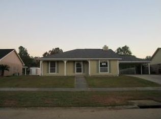 4507 Chapeau Dr, Baker, LA 70714
