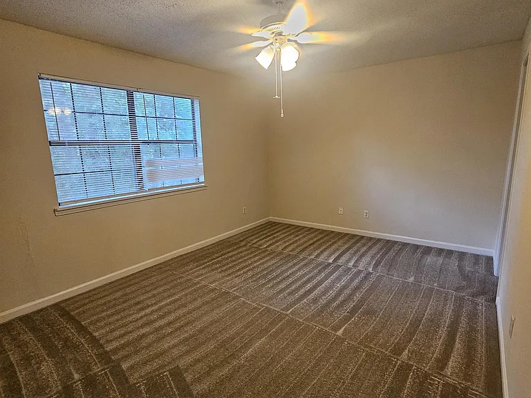3701 Donovan Dr #A — Photo 28