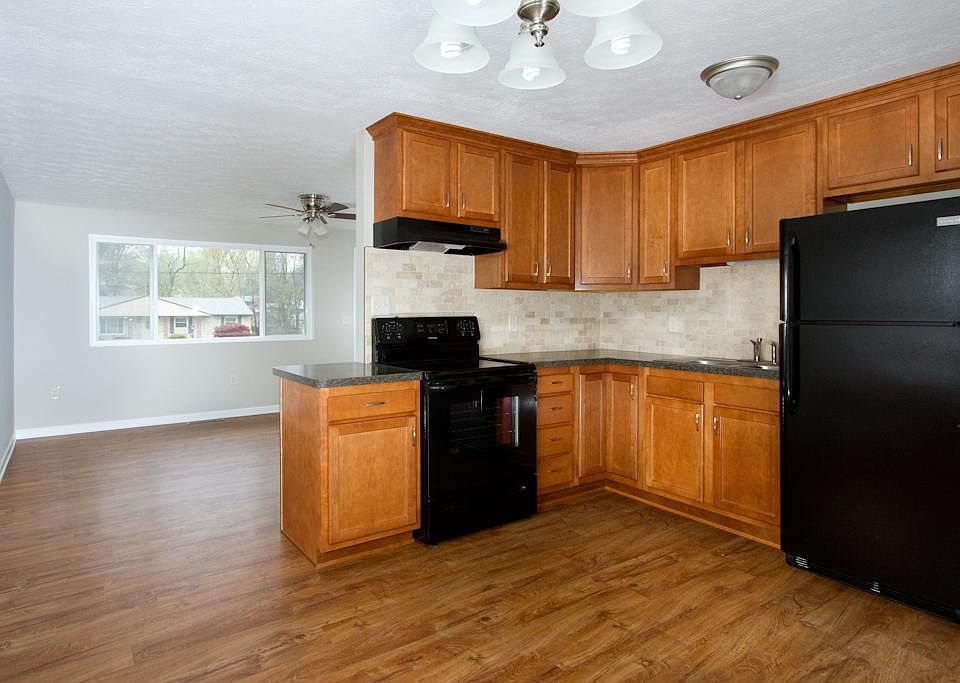 1st image of 7467 Rob St NW #7467
