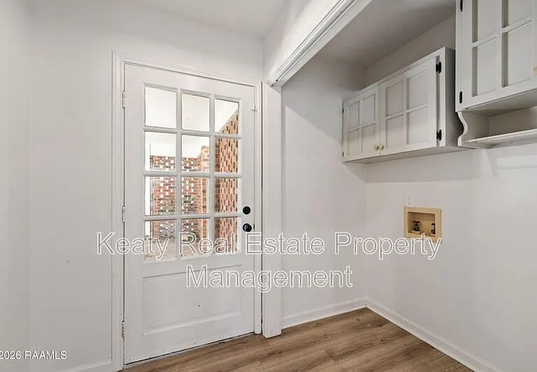 313 Wallingsford Cir — Photo 21