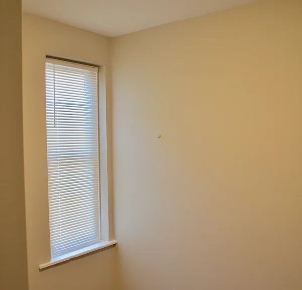 1444 N Edgewood St — Photo 11