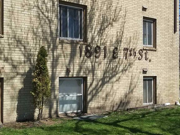 2nd image of 1891 7th St E APT 202