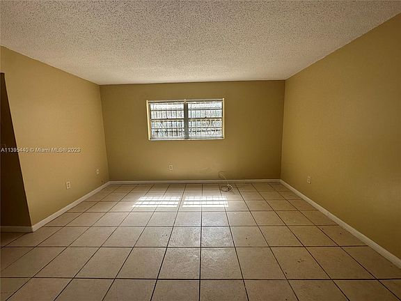 2nd image of 131 NW 77th St APT 5