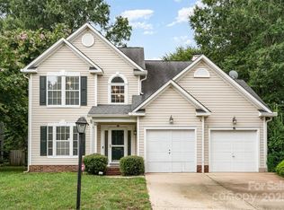 9526 Nettle Dr, Charlotte, NC 28216