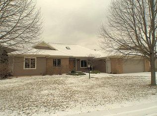 4715 Meadow Pond Ln, La Crosse, WI 54601