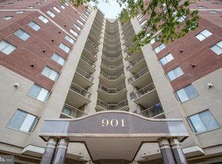 901 N Monroe St APT 204, Arlington, VA 22201
