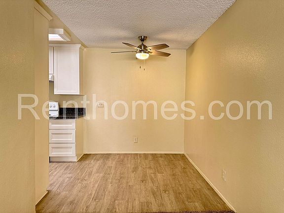 4th image of 5725-6 Linda Vista Rd