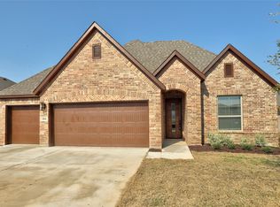 204 Pennington Rd, Nevada, TX 75173