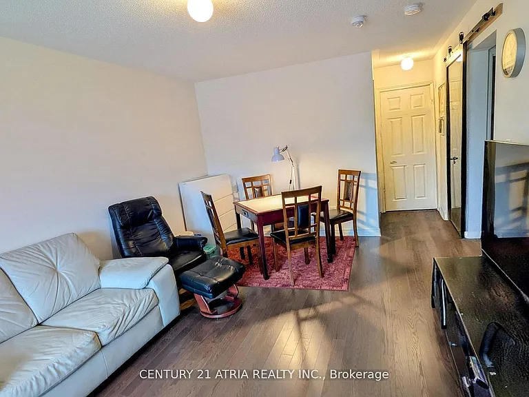 8 McAlister Ave — Photo 21