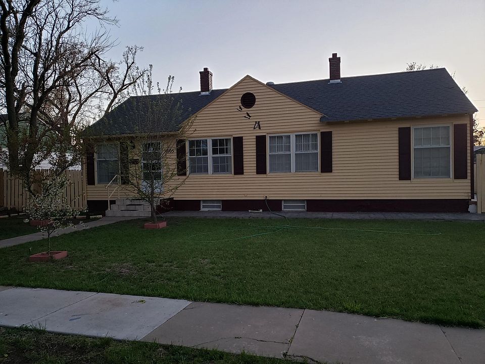 1st image of 1005 N 1st St